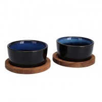 Set 2 boluri din ceramica si 2 platouri din lemn de acacia, albastru, 9 cm