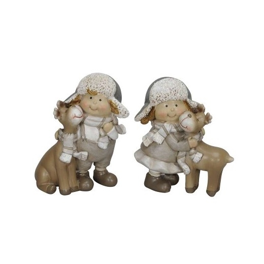 Statueta copil cu ren Winter Hug 10 cm - modele diverse